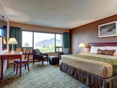 Knights Hotel