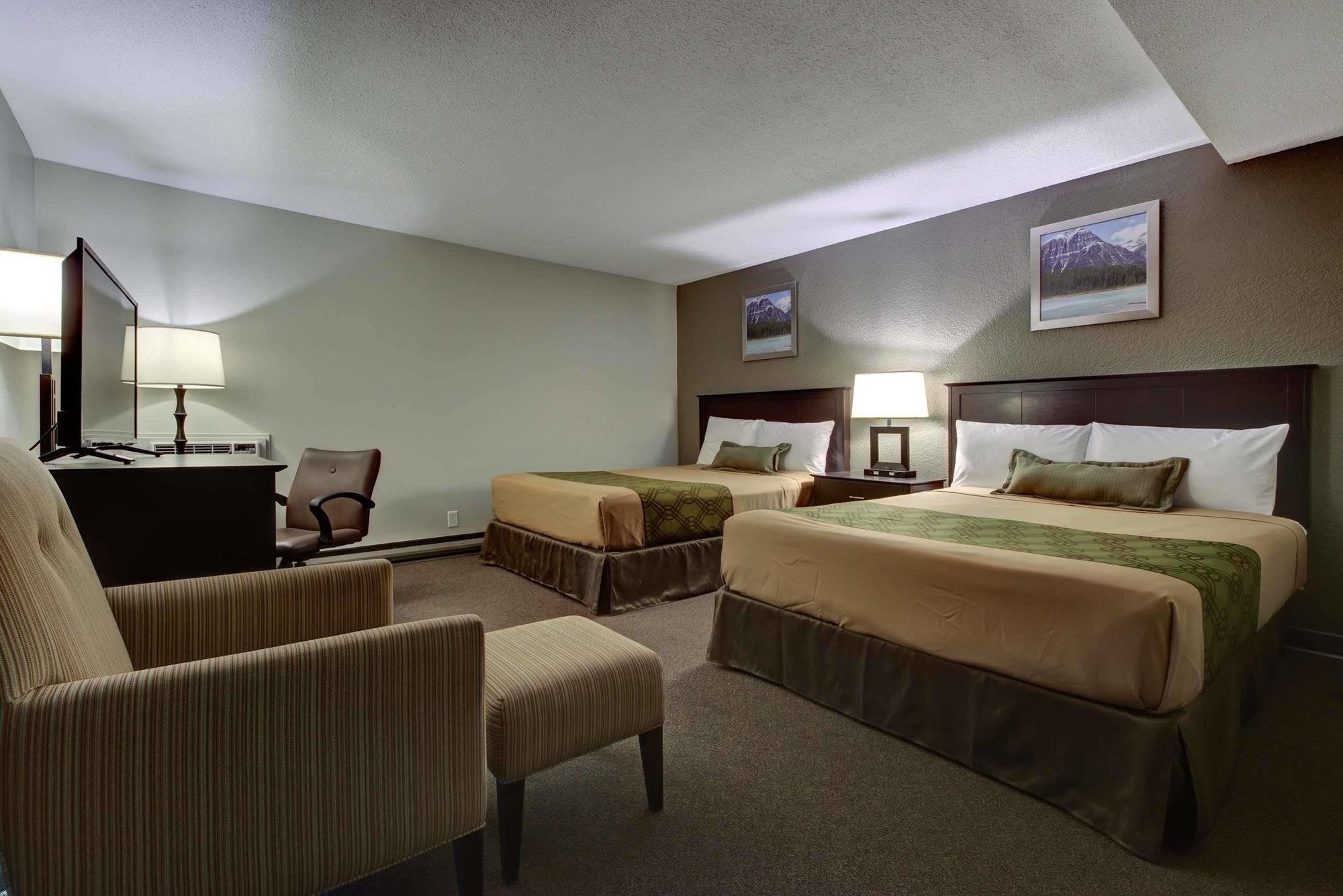 Knights Hotel